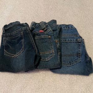 Boys jeans brands are Steve’s jeans, Wrangler, Old Navy